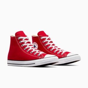 Converse High-Tops in Red